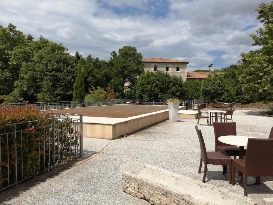 Le Soleil D Eugenie Appartement Dans Residence Avec Piscine Commune Pres De Carcassonne Olonzac Esterno foto