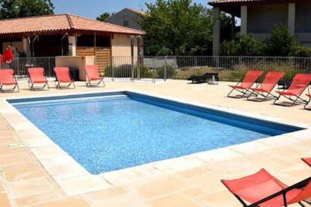 Le Soleil D Eugenie Appartement Dans Residence Avec Piscine Commune Pres De Carcassonne Olonzac Esterno foto